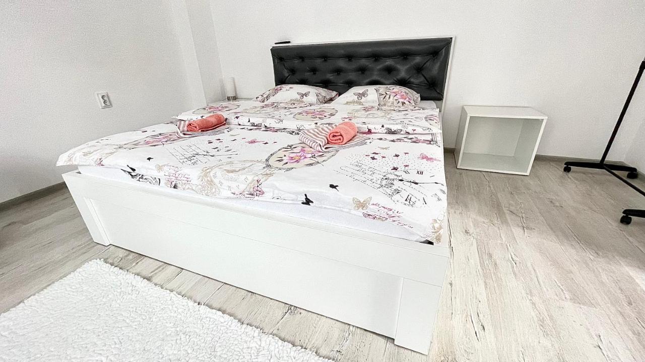 Apartament Linistit / Cozy Apartment Campulung Moldovenesc Bagian luar foto
